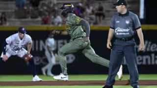 Rugen los Leones en el Beto Ávila de Cancún y dejan tendidos en el terreno de juego a los Tigres