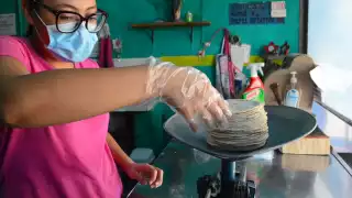 Los industriales lograron un acuerdo para disminuir el aumento