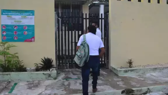 Los 21 docentes están agremiados al organismo sindical