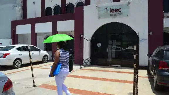 Consejeros del Instituto Electoral de Campeche rechazaron el acuerdo para reducir compensación al 50 por ciento Consejeros del Instituto Electoral de Campeche rechazaron el acuerdo para reducir compensación al 50 por ciento
