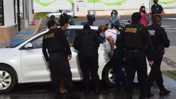Un elemento policiaco de Campeche denunció que las sanciones por no acatar las nuevas reglas son severas