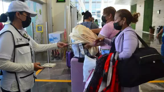 Los pasajeros fueron advertidos sobre todo el asunto