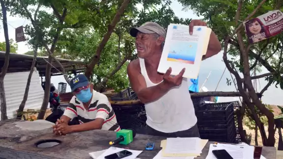 Pescadores aseguran que existen cooperativas que han inflado su padrón para recibir más apoyo Pescadores aseguran que existen cooperativas que han inflado su padrón para recibir más apoyo