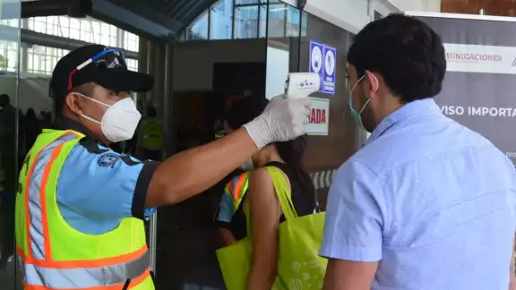 Medidas de prevención sanitaria podrían ser más estrictas en el Aeropuerto Internacional de Campeche Medidas de prevención sanitaria podrían ser más estrictas en el Aeropuerto Internacional de Campeche