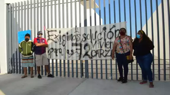 Gilbert Puch Quetzal, uno de los afectados, negó que tengan un acercamiento con el Infonavit