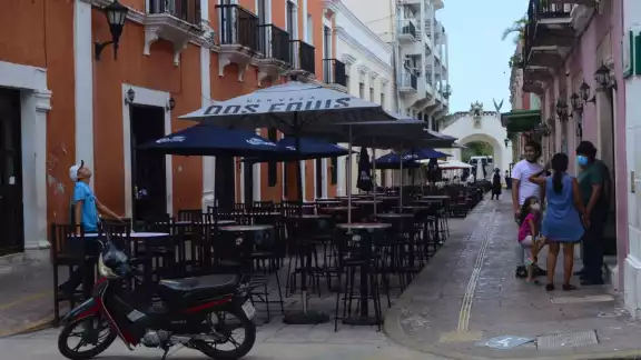 Algunos establecimientos podrán vender bebidas alcohólicas hasta las 12 de la noche
