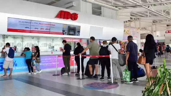 Repunta afluencia de viajeros en terminales terrestres de Campeche Repunta afluencia de viajeros en terminales terrestres de Campeche