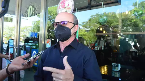 Esto generó reacciones ante los organismos empresariales, que en contra de lo que comentó Sansores, continuarán respetando las medidas interpuestas Esto generó reacciones ante los organismos empresariales, que en contra de lo que comentó Sansores, continuarán respetando las medidas interpuestas