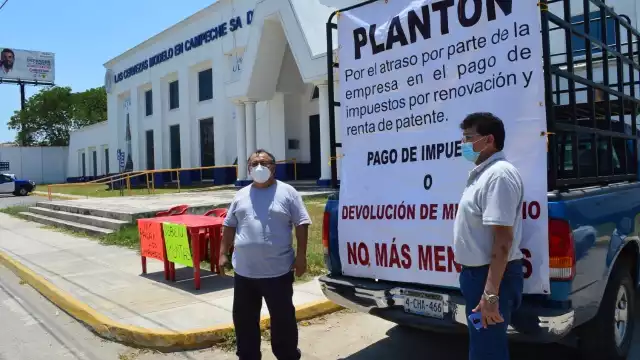 Al adeudo de la empresa es con 100 establecimientos cerveceros en Campeche, Carmen, Champotón y Escárcega.