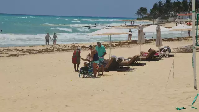 Algunas personas aseguraron que a veces es mejor no llevar cubrebocas a la playa, puesto que hay gente sucia que lo deja