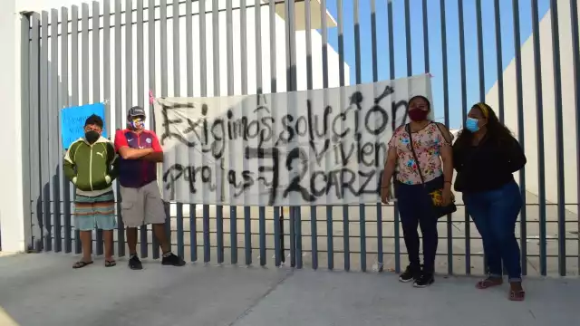 Gilbert Puch Quetzal, uno de los afectados, negó que tengan un acercamiento con el Infonavit