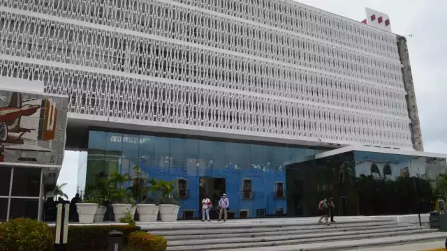 Por la pandemia, todos han recibido menos recursos, entre ellos el gobierno de Campeche