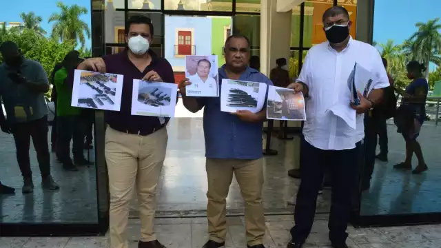 Los trabajadores piden a la gobernadora Layda Sansores su intervención