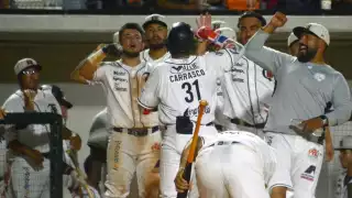 Los Tigres de Quintana Roo se impusiero frenta a los Leones. Foto: Por Esto!