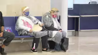 "No nos vayas a subir al face", expresaron felices antes de tomar su vuelo