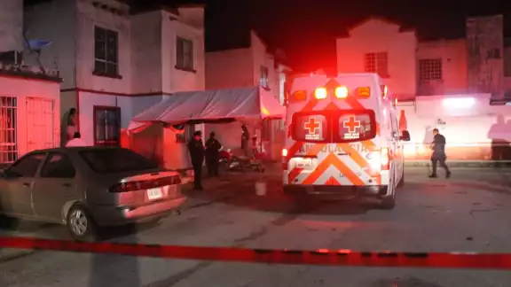 La víctima fue atendida por paramédicos y trasladado al Hospital Jesús Kumate Rodríguez, donde se reportó como estable La víctima fue atendida por paramédicos y trasladado al Hospital Jesús Kumate Rodríguez, donde se reportó como estable