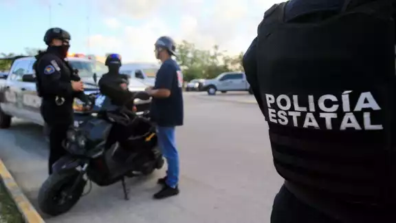 El operativo se realizó en toda la ciudad con la finalidad de inhibir el delito El operativo se realizó en toda la ciudad con la finalidad de inhibir el delito