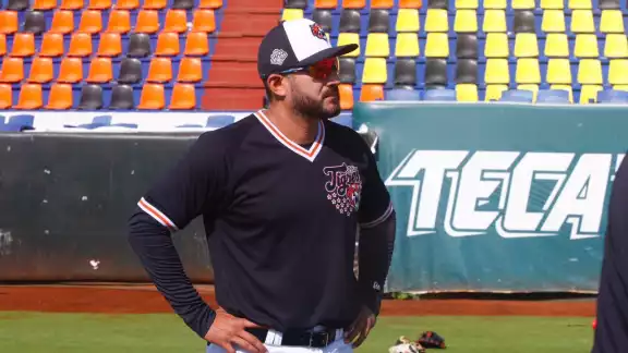 Adán Muñoz manager de los Tigres de Quintana Roo Adán Muñoz manager de los Tigres de Quintana Roo