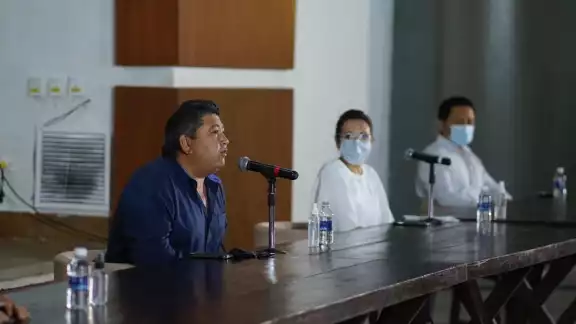 El permiso que solicitan es para trabajar y ofrecer a los ciudadanos yucatecos eventos que cumplan con las medidas sanitarias El permiso que solicitan es para trabajar y ofrecer a los ciudadanos yucatecos eventos que cumplan con las medidas sanitarias