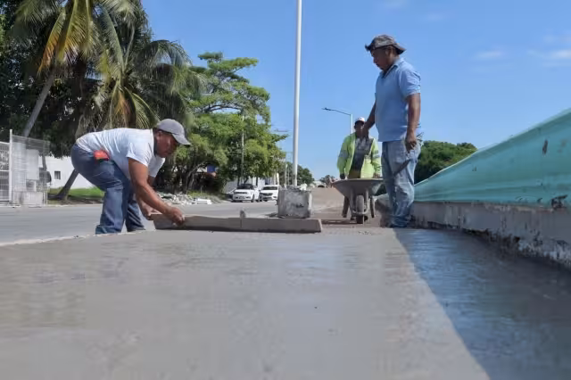 Muchos trabajadores fueron desplazados de la industria de la construcción por sindicatos foráneos que se aliaron con empresas originarias de otras entidades del país