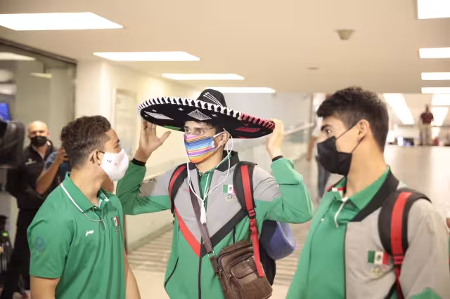 Atletas mexicanos viajaron a Tokio para obtener una medalla olímpica