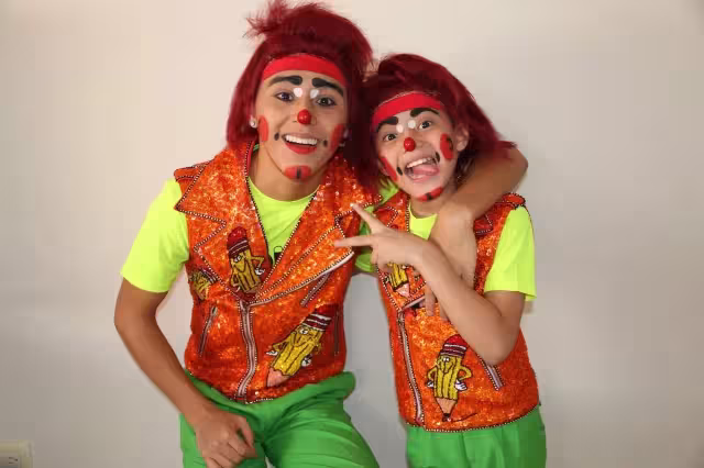 Lapizín sufre una fuerte caída en el programa 'Venga la Alegría'