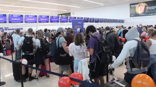 El Centro de aplicación de pruebas, recibieron hoy alrededor de 200 personas