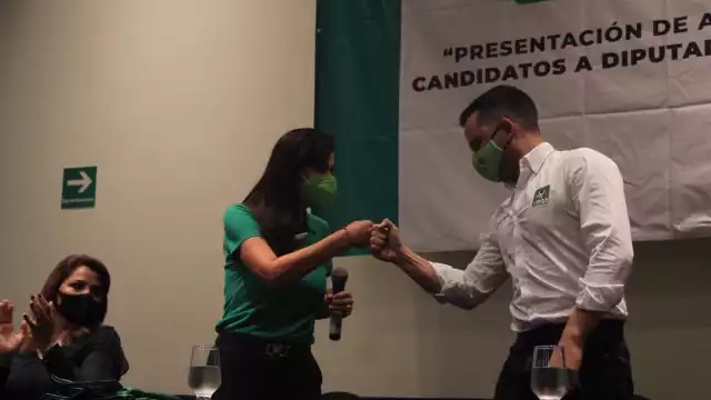 Juan Carrillo y Laura Fernández son presentados como aspirantes a diputados federales