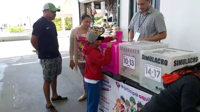 De igual forma, se informó sobre el problema del abandono de sus clases y la migración