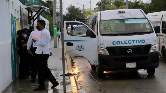 Los bomberos acudieron a apgar el fuego