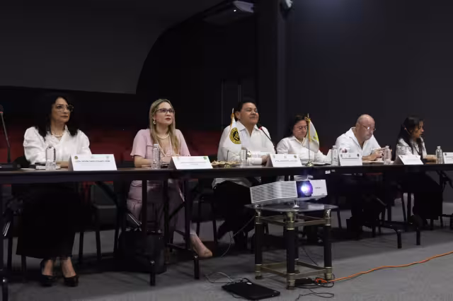 Fiscalía y sector empresarial estrechan lazos en reunión plenaria de evaluación