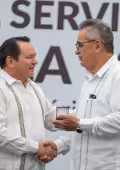 Gobierno de Yucatán homenajea a 485 docentes por su trayectoria educativa