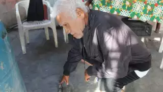 A los vecinos les indigna que encima de no brindárselo, les cobran el servicio