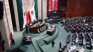 El pleno de la Cámara de Diputados discuten el  proyecto de reforma en materia eléctrica