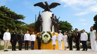 ¡Murió por la Patria! Homenajean a los Niños Héroes de Chapultepec en Mérida
