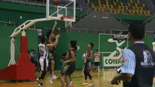 Más de 450 basquetbolistas se reunieron en el Deportivo Kukulcán de Mérida