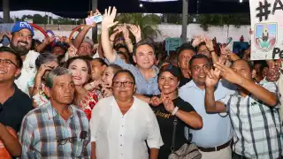 En Peto más de 4 mil amigos refrendaron la amistad y aliento al proyecto de Liborio Vidal