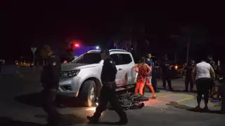 El conductor de la motocicleta resultó con una lesión en el tobillo