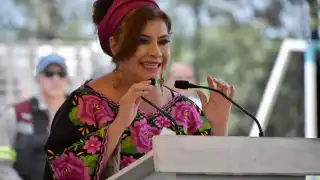 Clara Brugada se registra como aspirante a la candidatura de la Jefatura de Gobierno CDMX