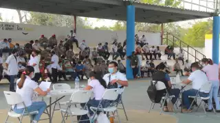 El personal de Salud recibirá la vacuna AstraZeneca