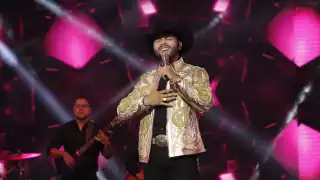 Leonardo Aguilar hizo comentarios negativos a los participantes de La Academia durante el concierto de este domingo