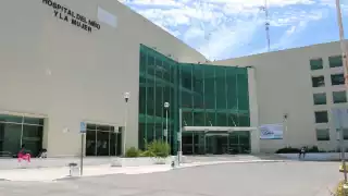 El niño fue ingresado al Hospital del Niño y la Mujer en la capital de San Luis Potosí. Foto: Gobierno de SLP