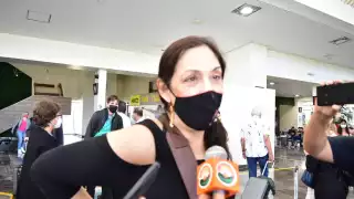 Respecto a Regina Orozco la artista ha participado en montajes de diversos estilos: ópera, teatro, cine y televisión