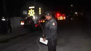 El incendio fue controlado por los bomberos, pero el lugar fue consumido