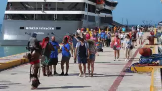 Más de 2 mil 700 pasajeros arribaron al puerto de Progreso, así como mil 335 tripulantes