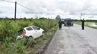 Los docentes se volcaron desde su automóvil