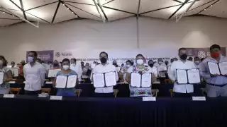 Alcaldes de todos los municipios de Yucatán se reunieron con el gobernador Mauricio Vila