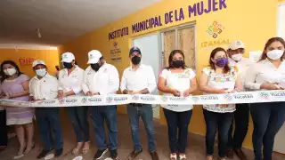 Mauricio Vila asistió a la inauguración de los nuevos proyectos en Izamal