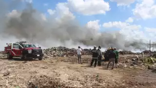 Prevén que el fuego en el relleno sanitario de Tizimín continúe por más días