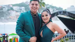 El vocalista de Grupo Firme aparentemente se pasó de copas e hizo un comentario que incomodó a su pareja